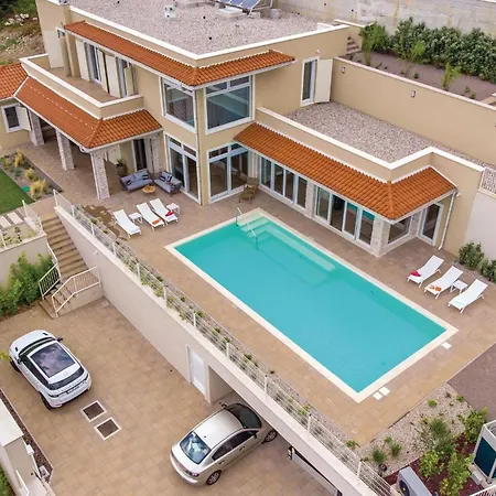 Gorgeous Home In Veprinac With Sauna Casa vacanze